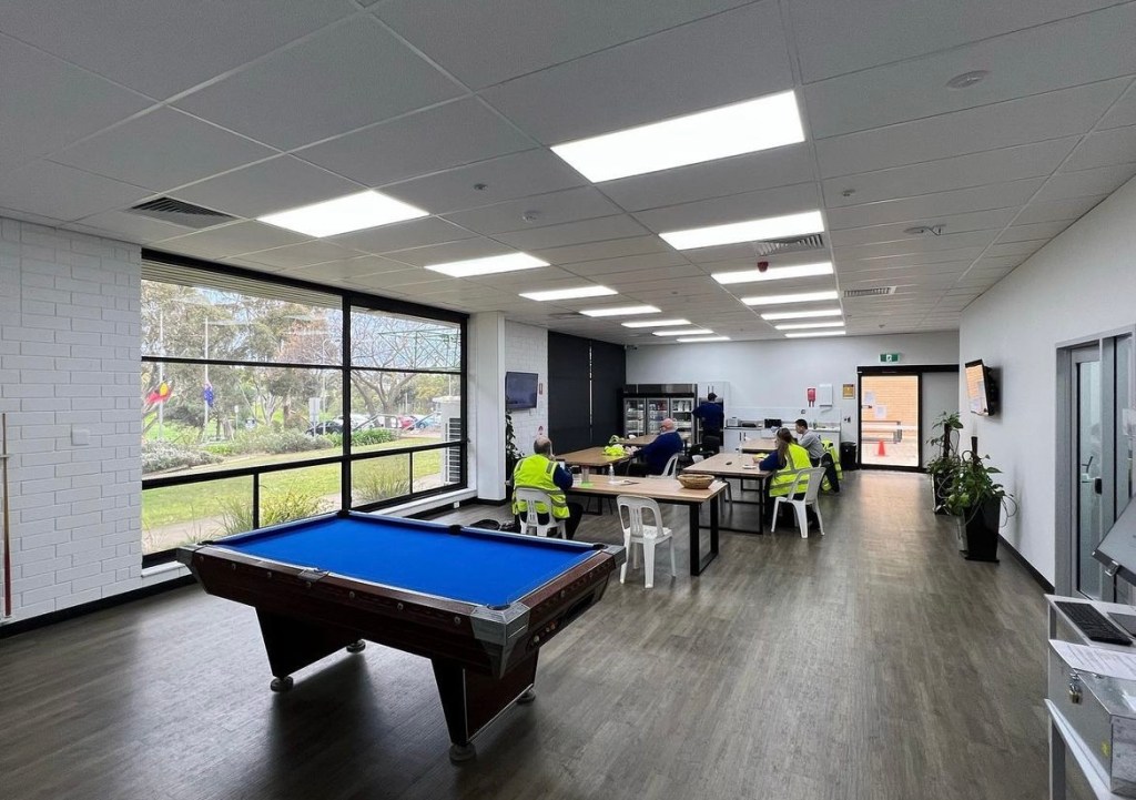 Hammat-Constructions-Commercial-Builder